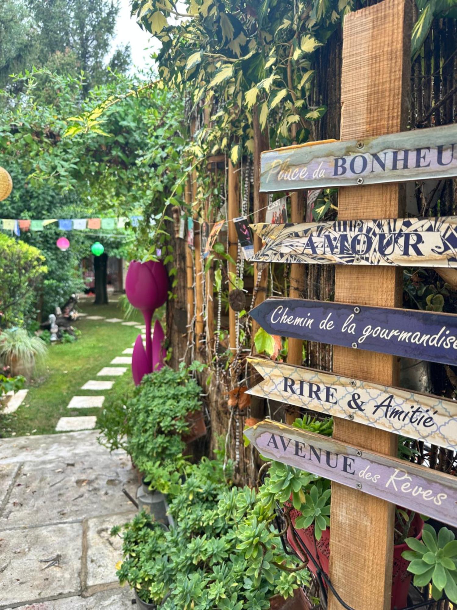 Le Mazet Des Beaujots Monteux Exterior foto